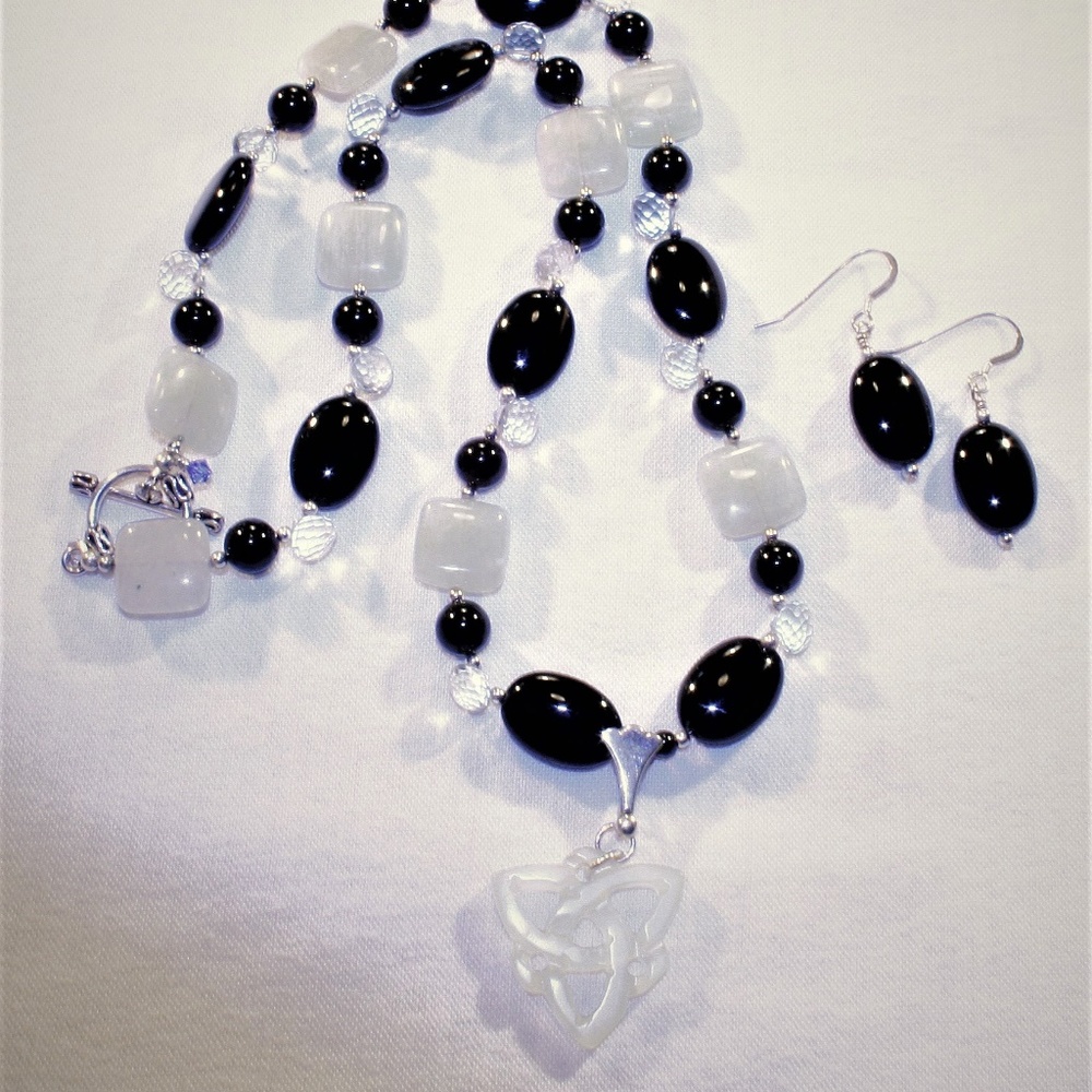 Green Amethyst,Jade & Onyx Set